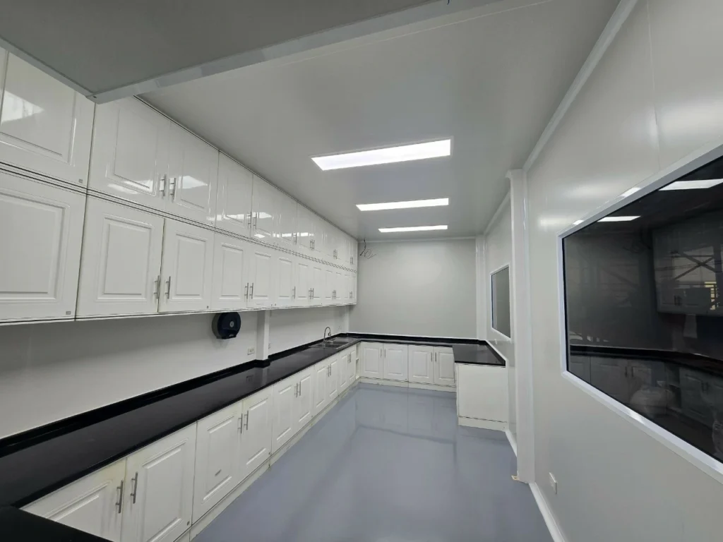 งาน ติดตั้ง ห้องคลีนรูม (1)