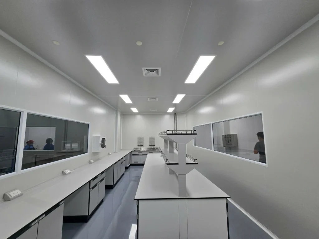 งาน ติดตั้ง ห้องคลีนรูม (14)