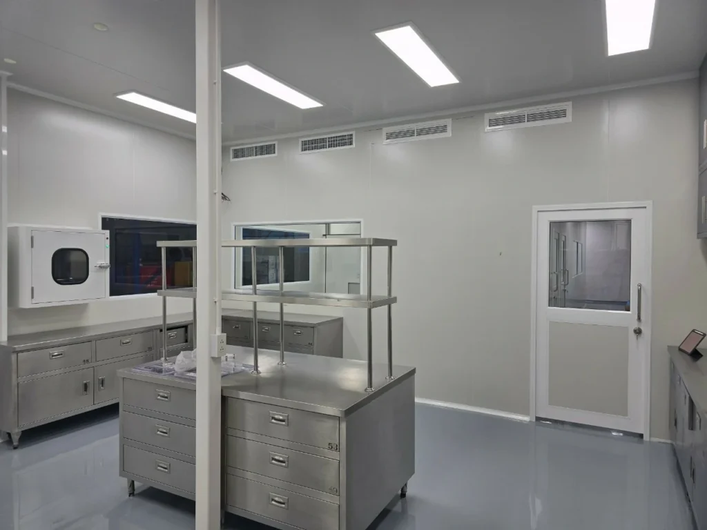 งาน ติดตั้ง ห้องคลีนรูม (33)