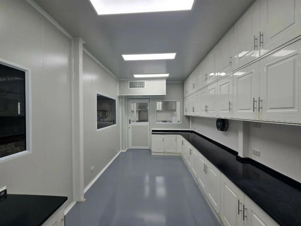 งาน ติดตั้ง ห้องคลีนรูม (35)